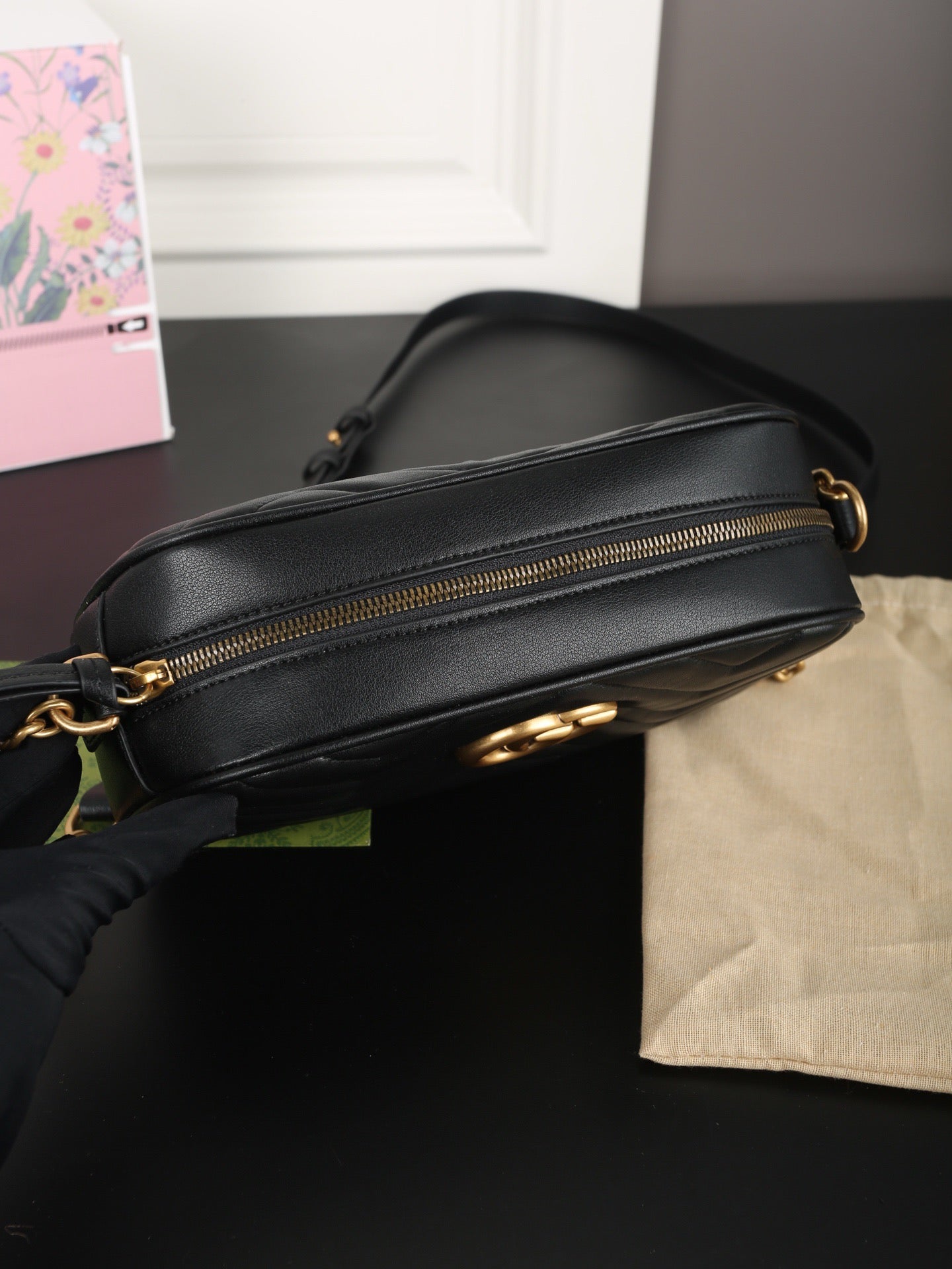 GG New Oval Bag ( 2 Colours & 2 Sizes )
