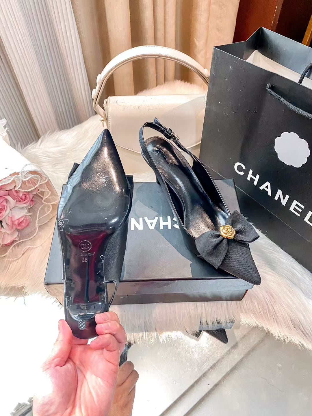 Cha*el Heels
