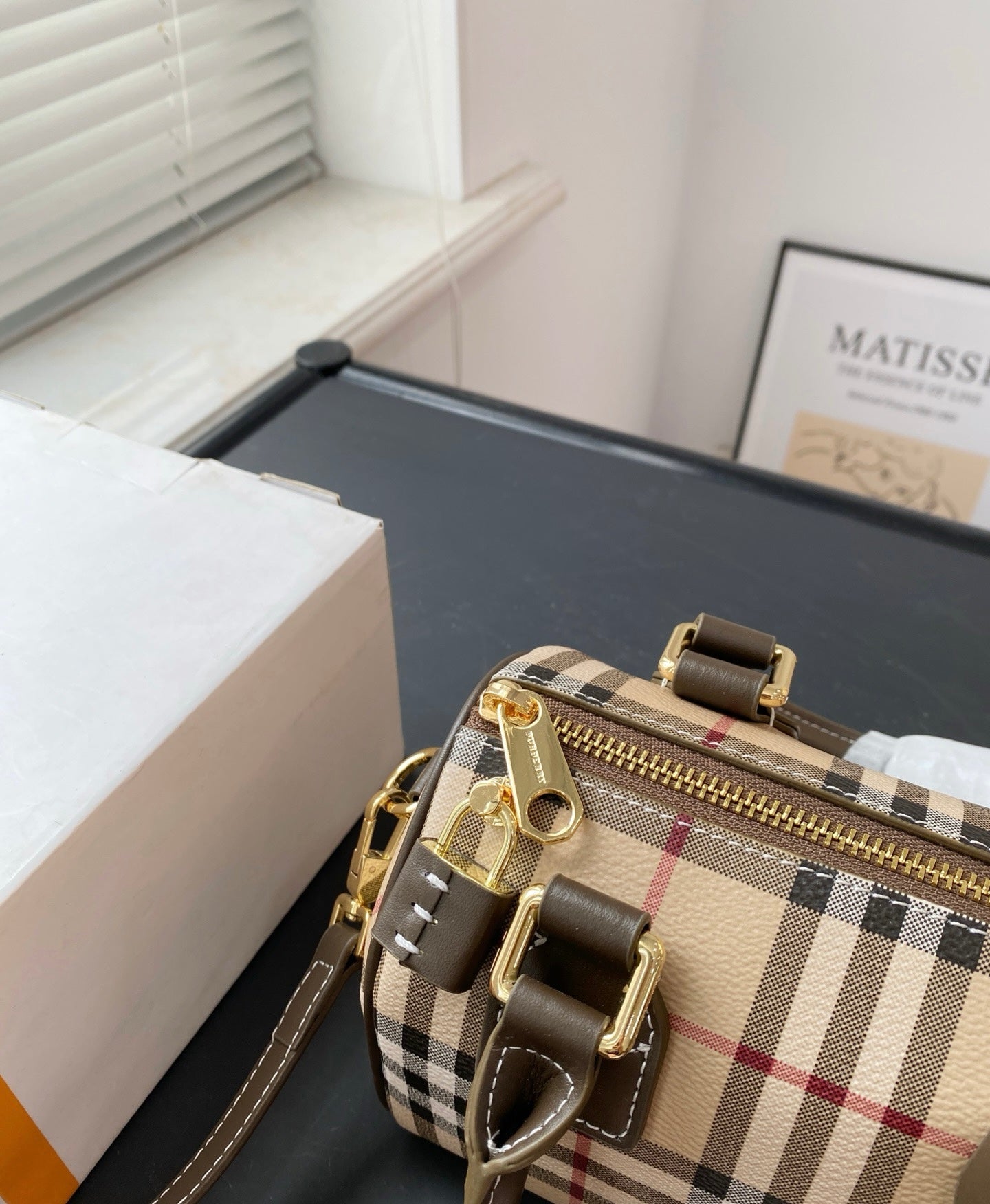 Burb*rry Handbags ( 3 Shades )