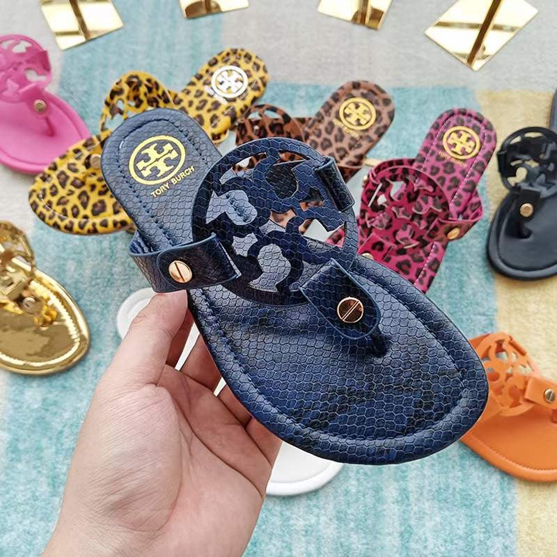 T Burch Famous Slipper ( Multi Colours )