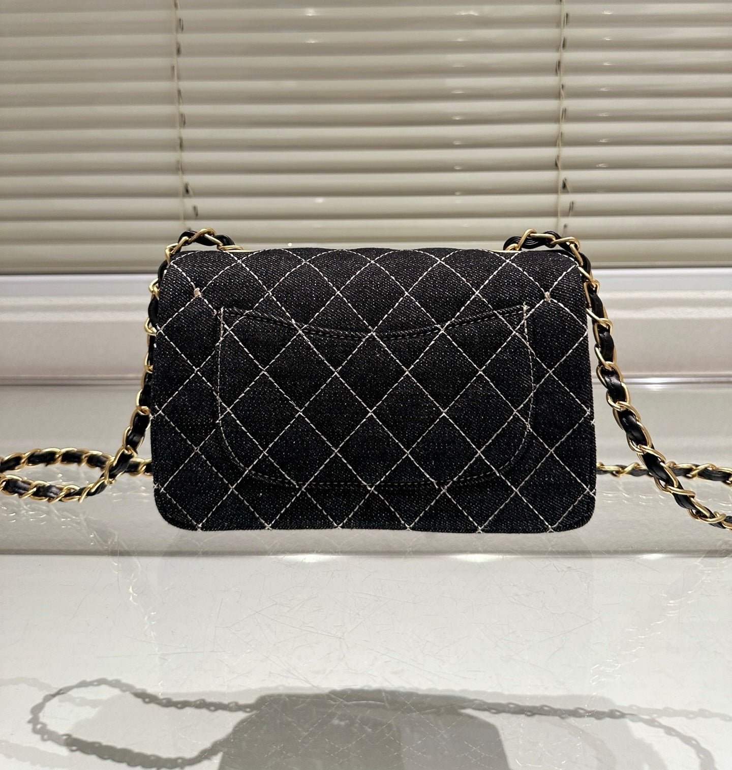 Cha*el Brand Bag ( Limited Edition )