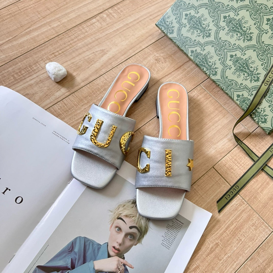 GG Slipper - Famous Brand