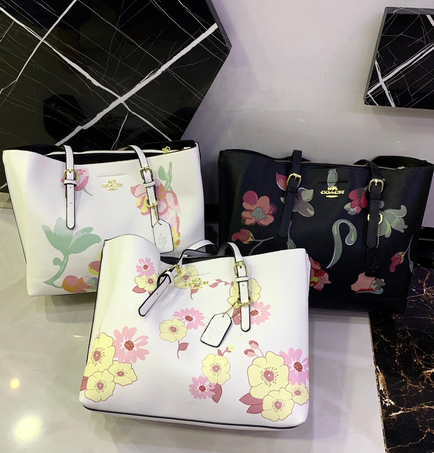 C*ach Tote bag ( 3 colors )
