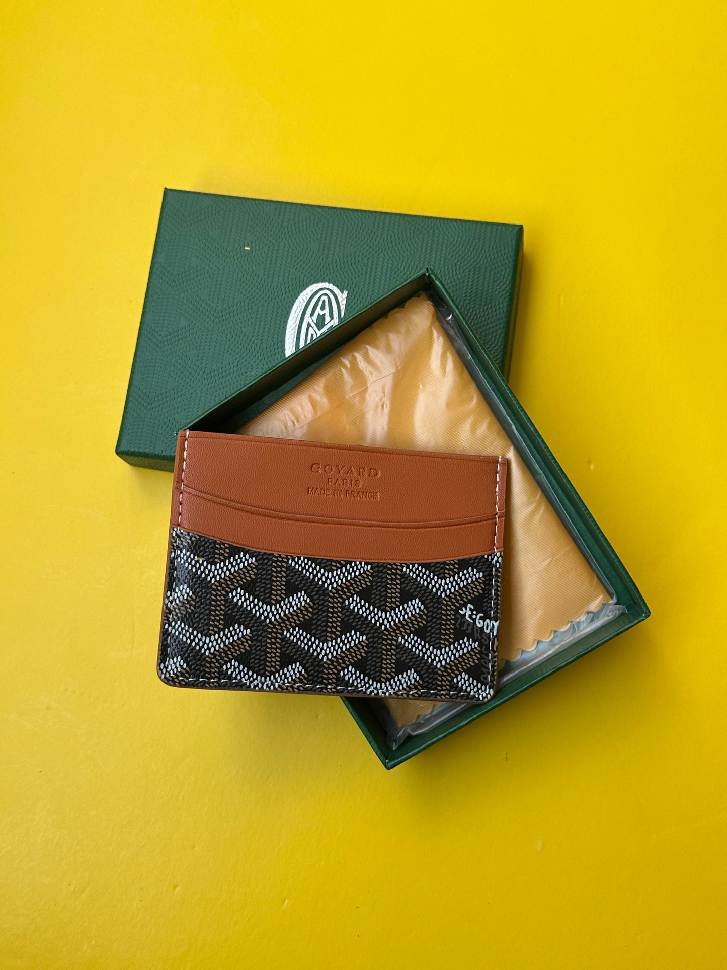 G*yard Cardholders - Famous Brand