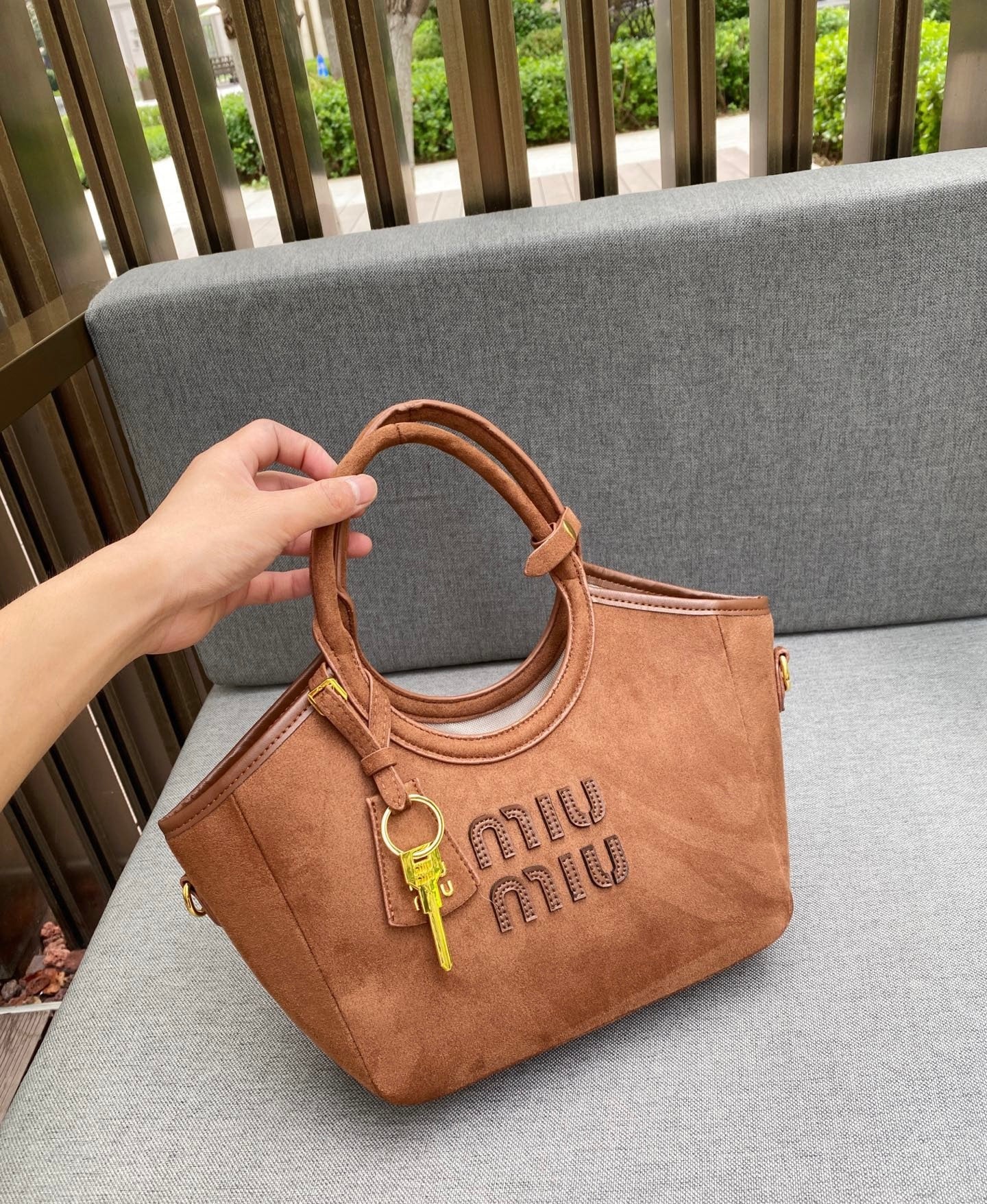 Miu Miu Tote Bag ( 3 Colours )