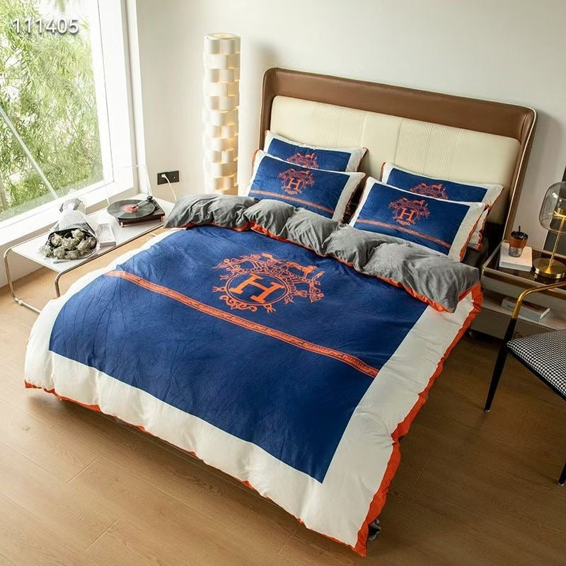 H*rmes Bed Sheet