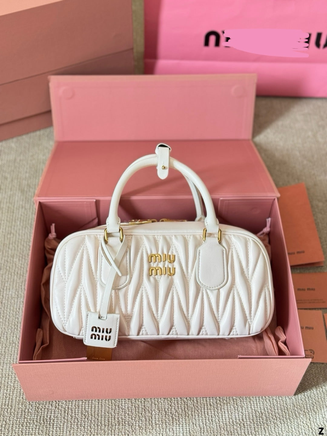 Miu Miu Cross Body Bag ( 4 Colours )