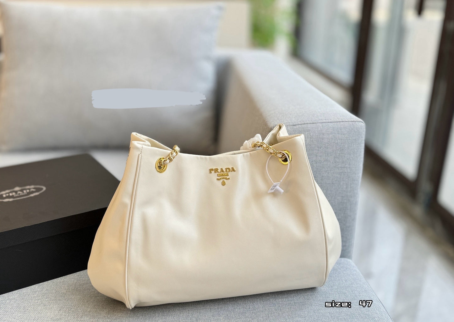 Pr*da Handbag ( 2 Colours )