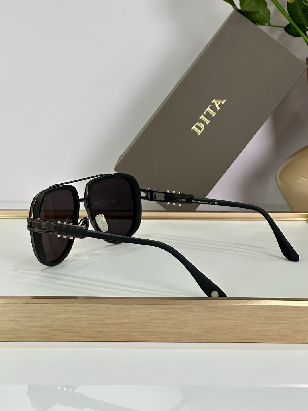 DITA - Model : DTS441 ( Multiple Shades )