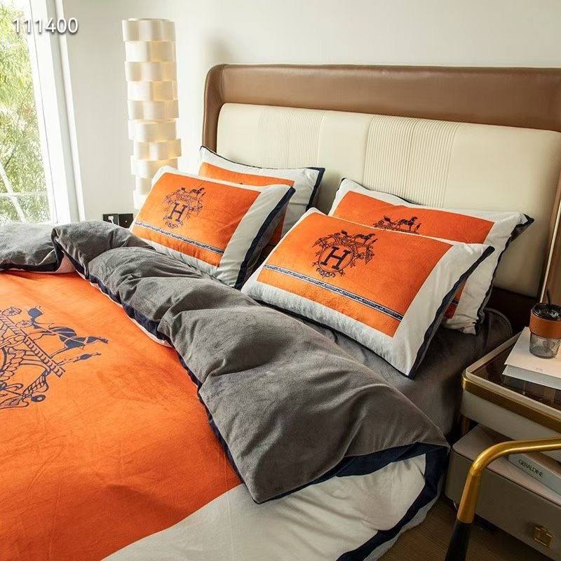 H*rmes Bed Sheet