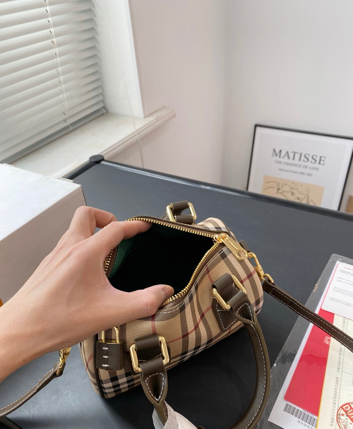 Burb*rry Handbags ( 3 Shades )