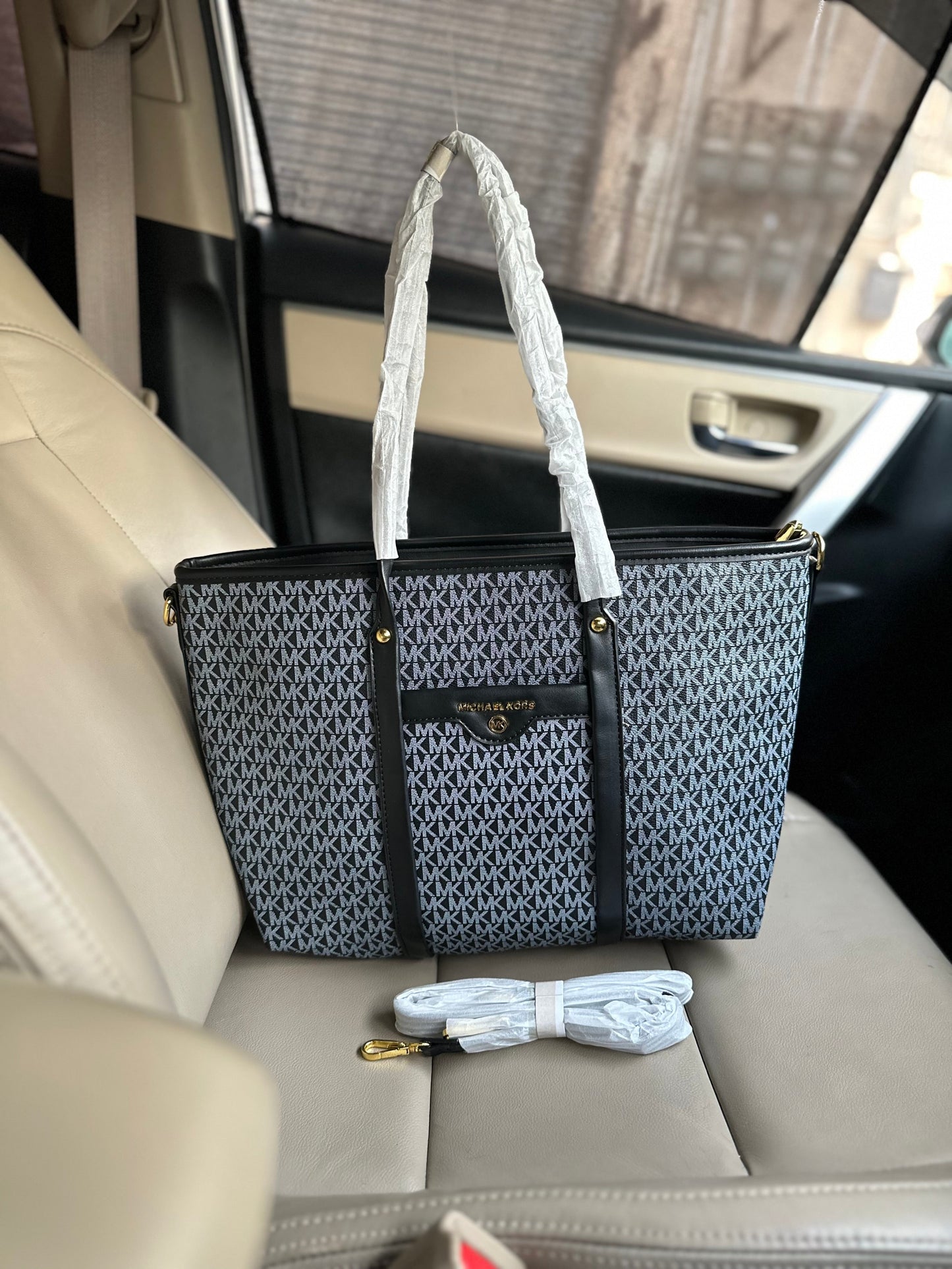 MK Bag ( SALE )