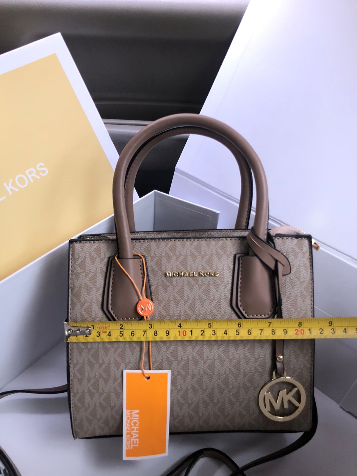 MK Handbags ( 4 Shades )