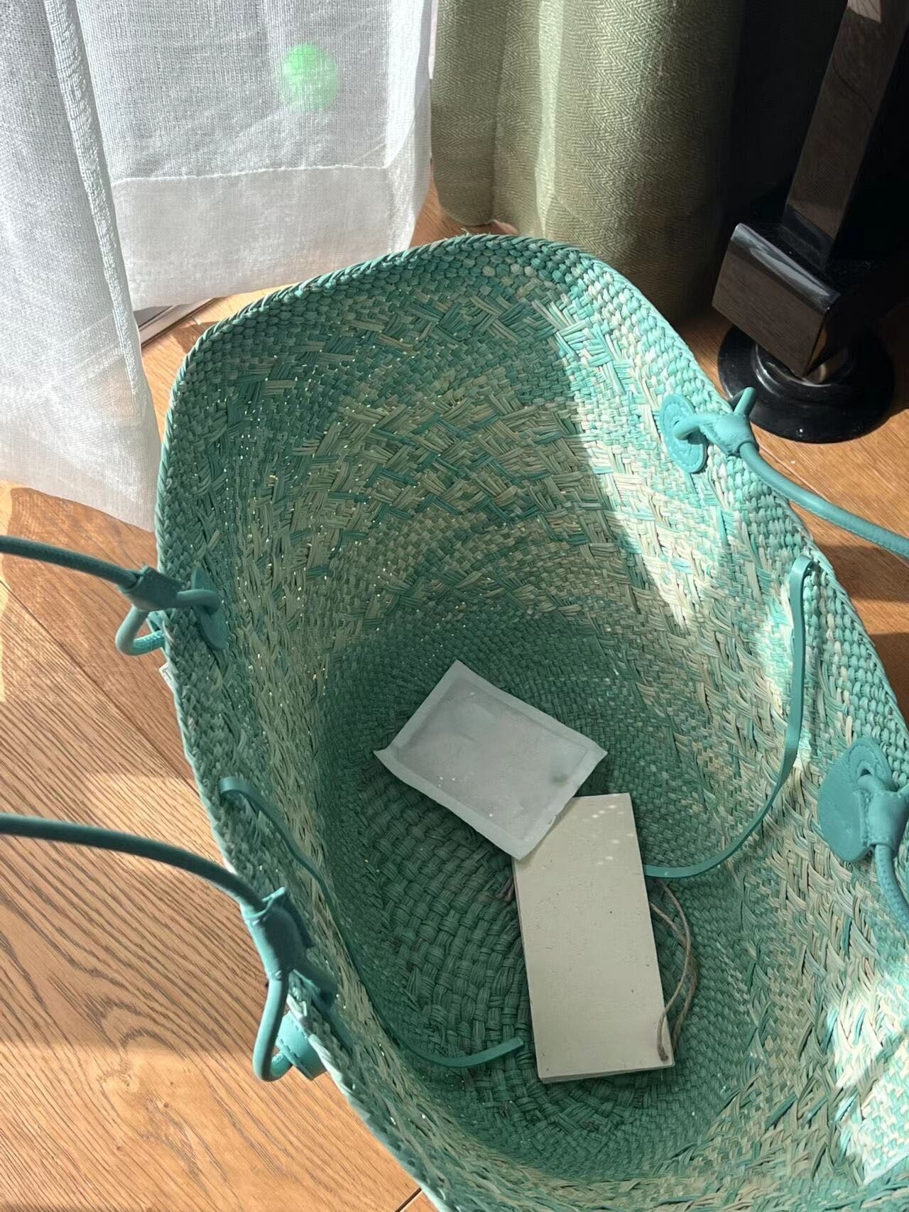 Lo*we Bucket Bag ( 2 sizes )