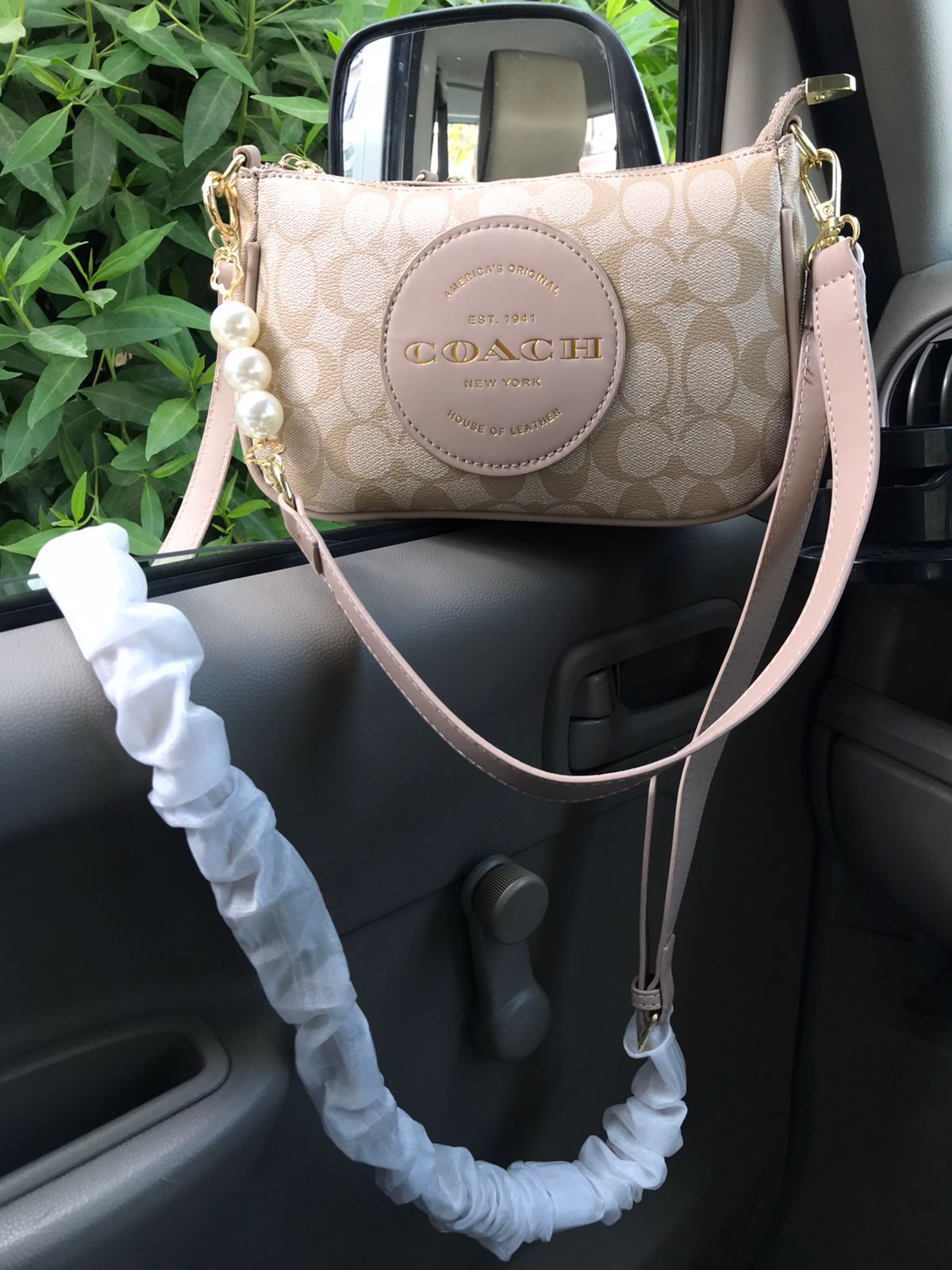 C*ach Sling Bag ( 4 Colours )