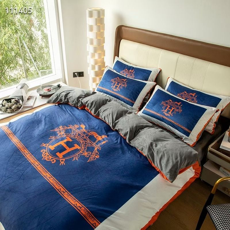 H*rmes Bed Sheet