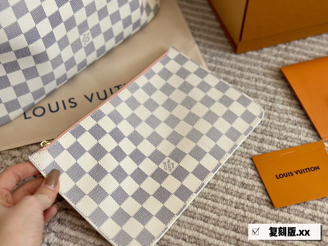 Lv Neverfull