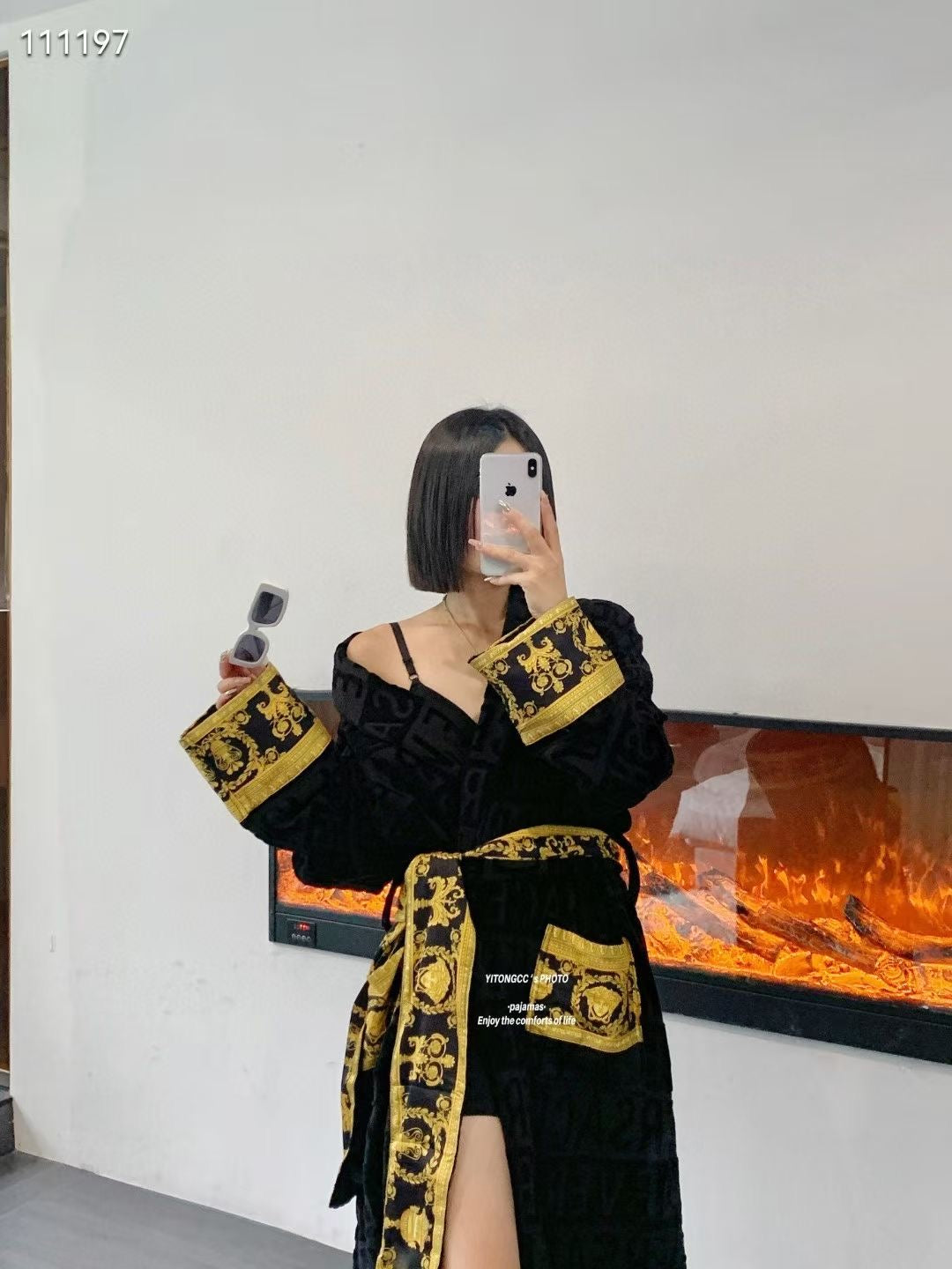Ve*sace Bathrobe