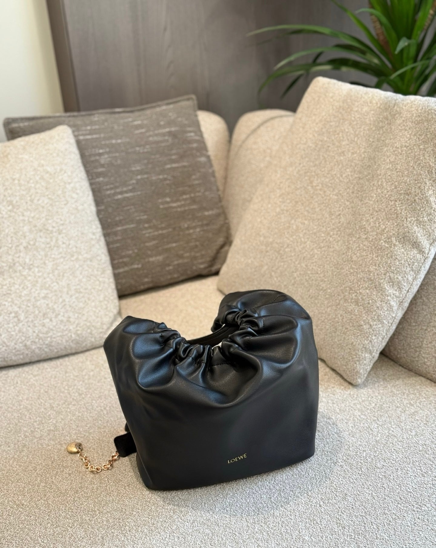 Lo*we Latest Handbags