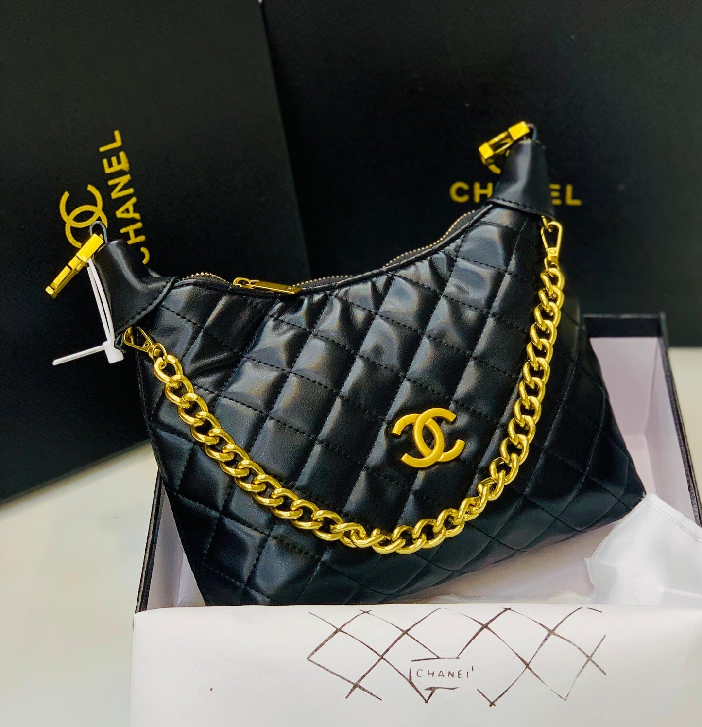 Cha*el Shoulder Bag ( 2 Colours )