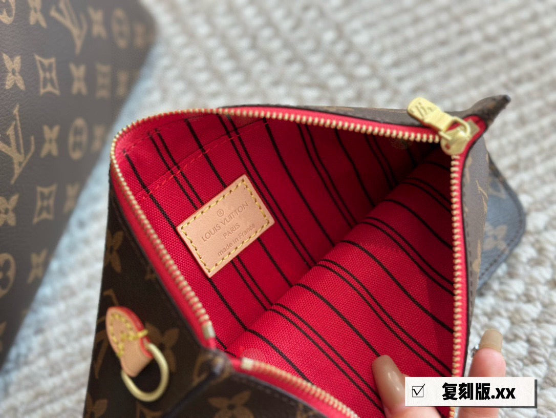 Lv Neverfull
