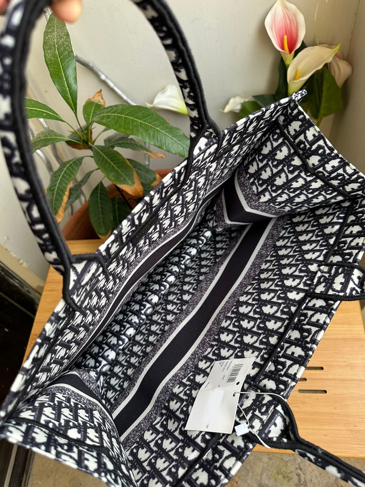 Di*r DD Tote Bag