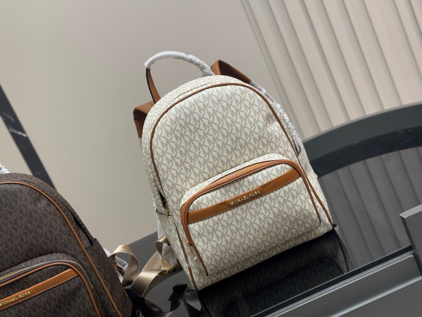 MK Bag-packs ( 2 Colours )