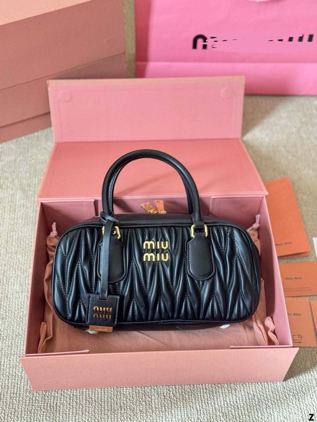 Miu Miu Cross Body Bag ( 4 Colours )