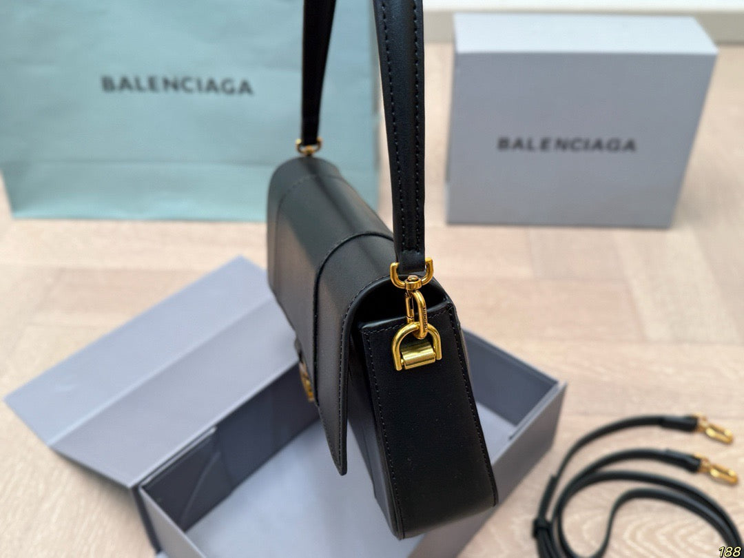 Balenc*aga Handbag ( 4 Colours )