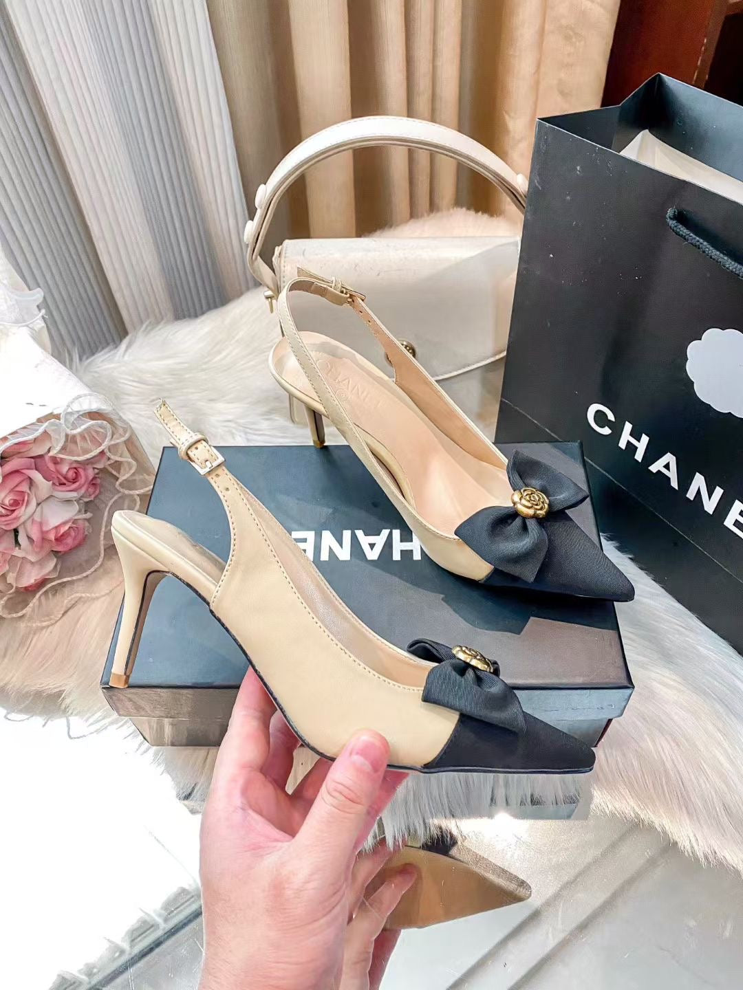 Cha*el Heels