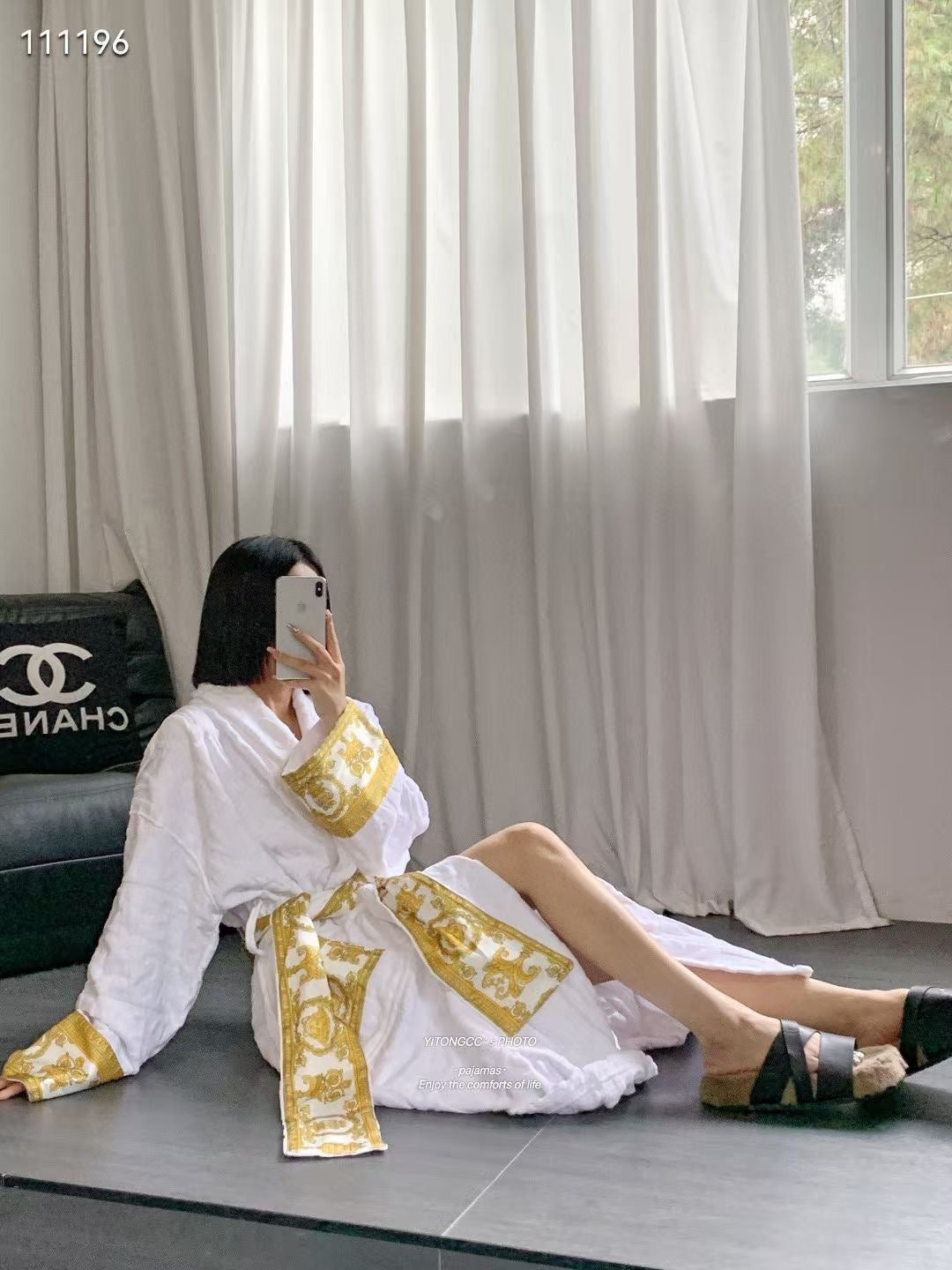 Ve*sace Bathrobe