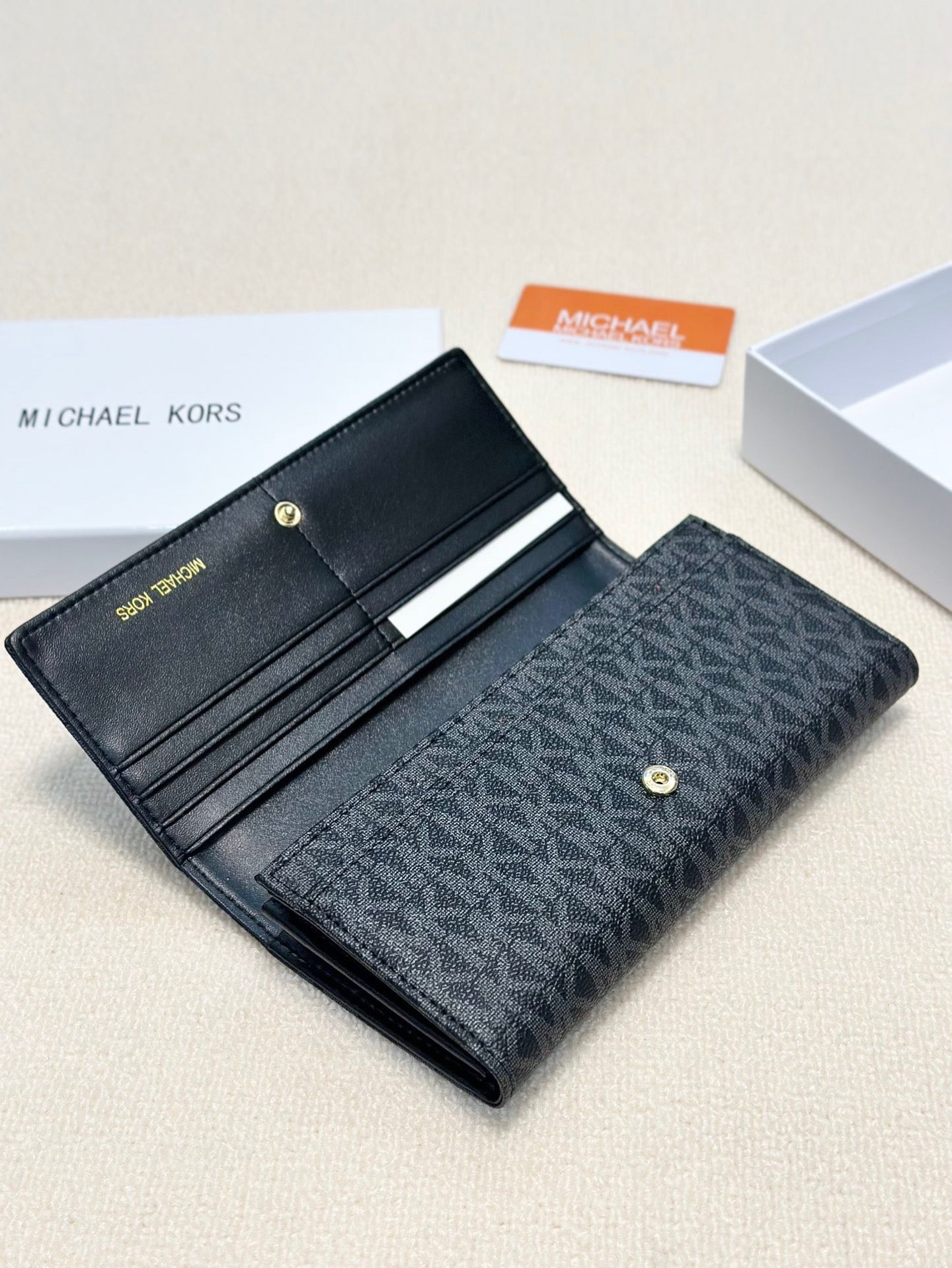MK Long Wallet