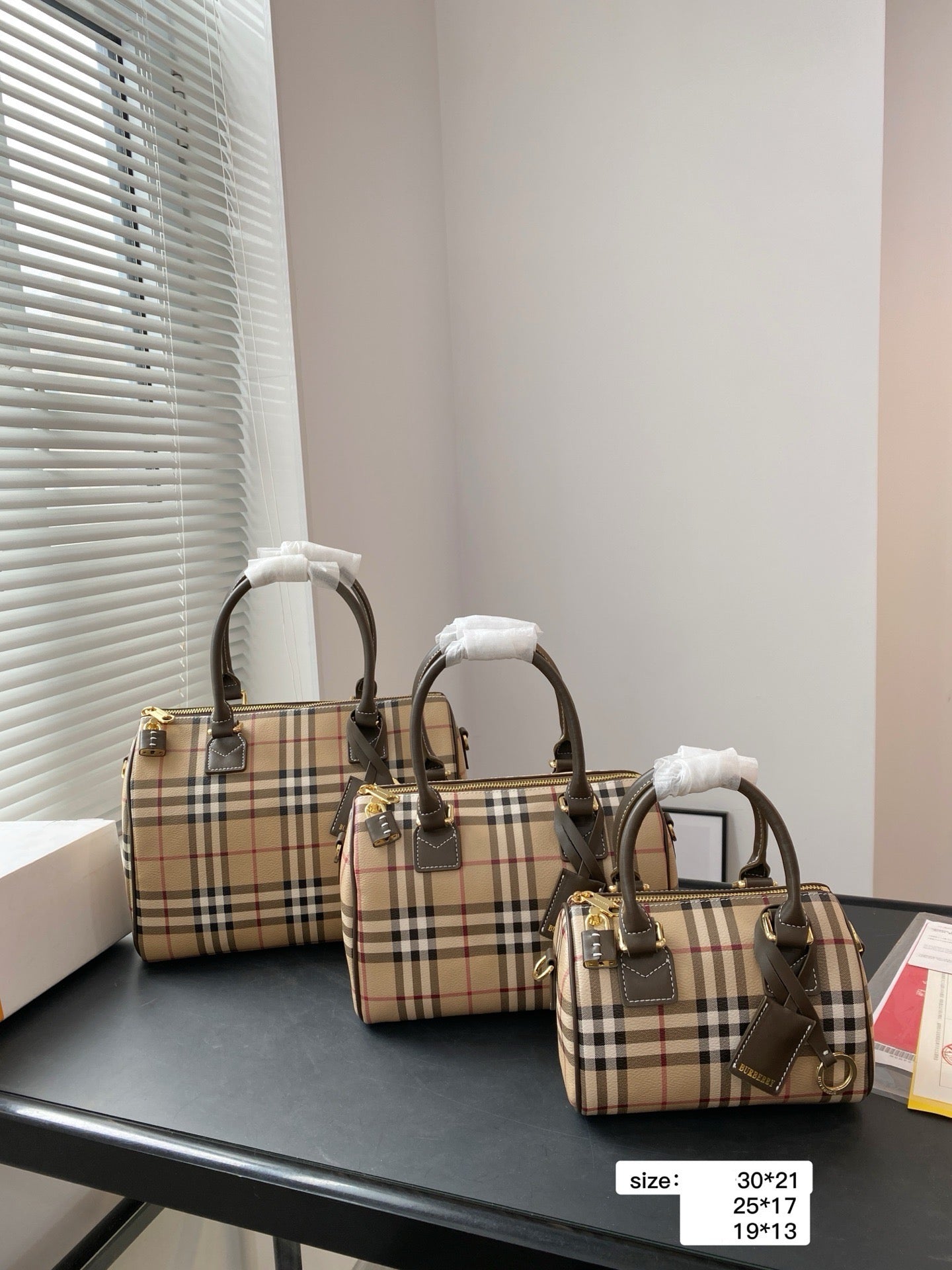 Burb*rry Handbags ( 3 Shades )