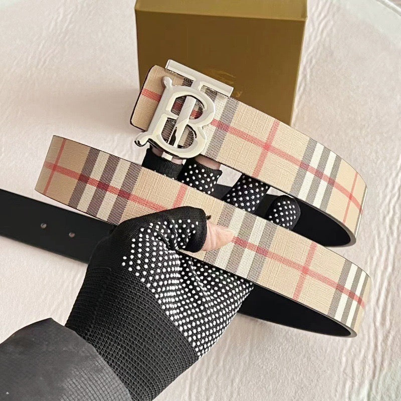 Burb*rry Belt ( 4 Buckles )