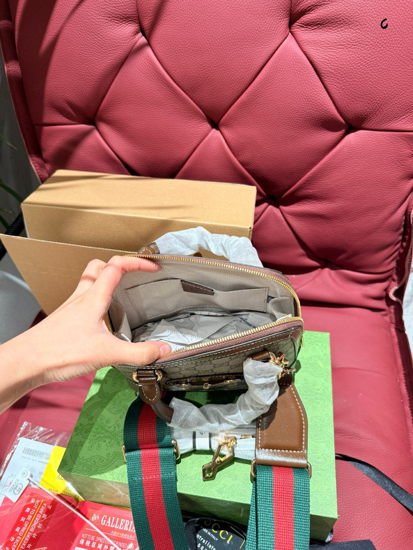 GG Smart Hand Bag