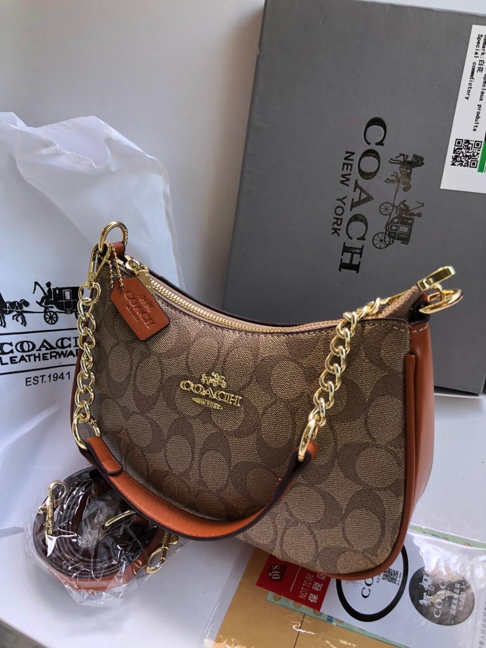C*ach Shoulder Bag ( 3 Shades )