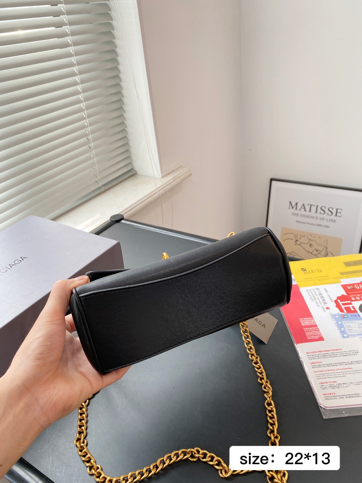 Balenc*aga Handbag