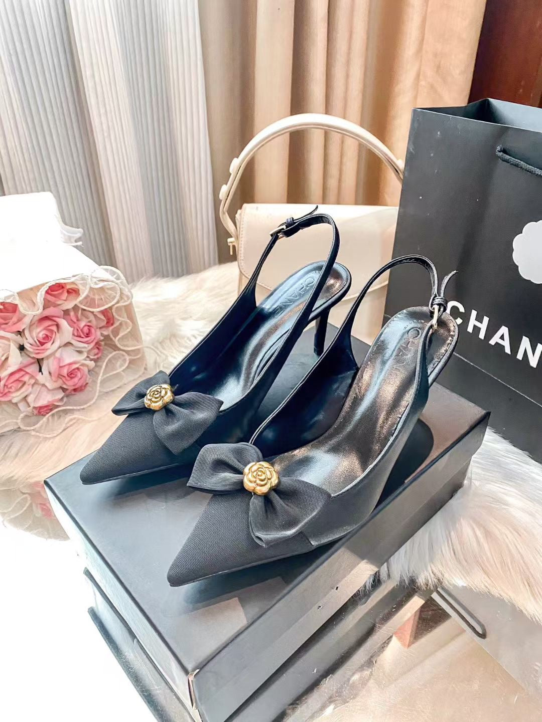 Cha*el Heels