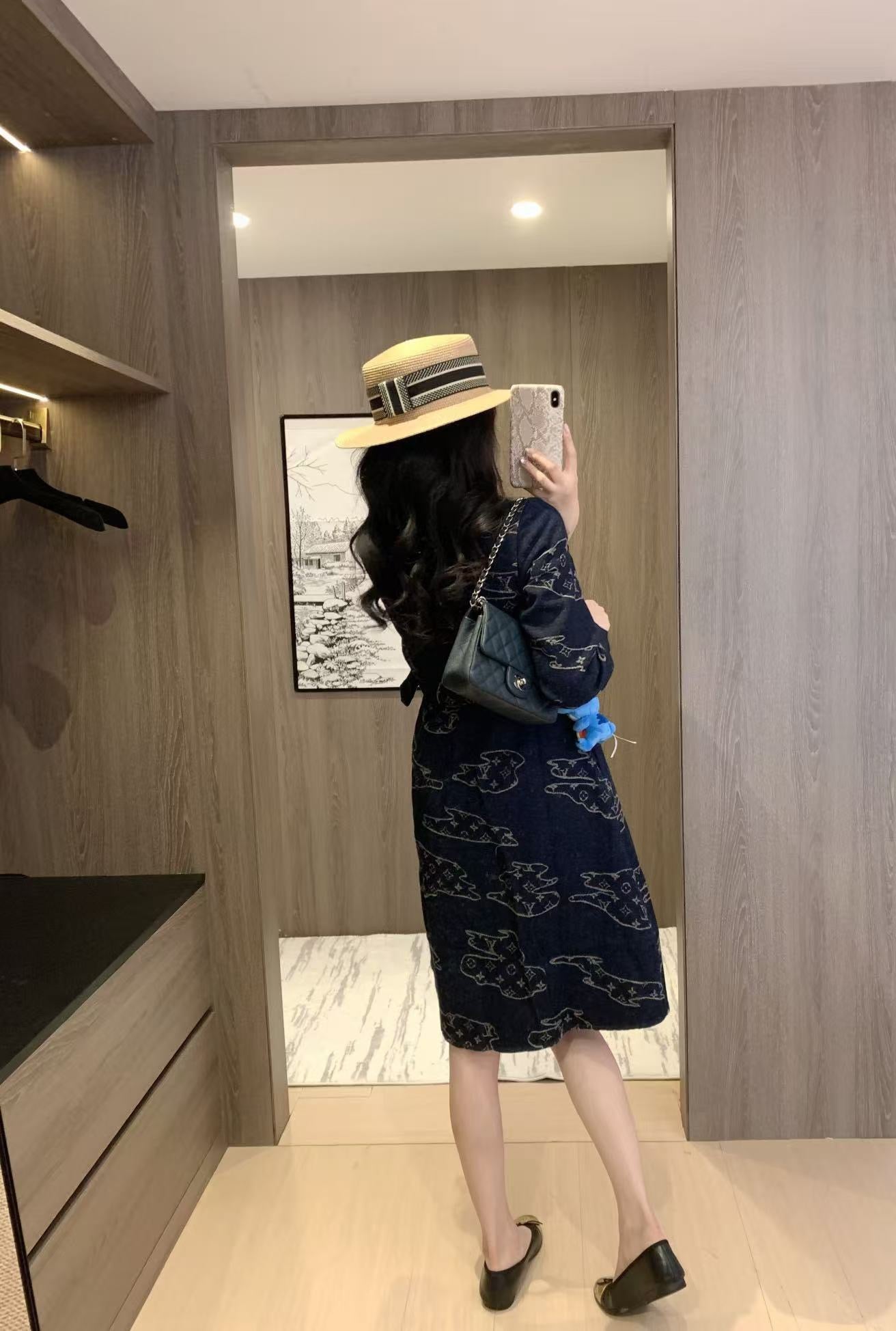 Lv Dress