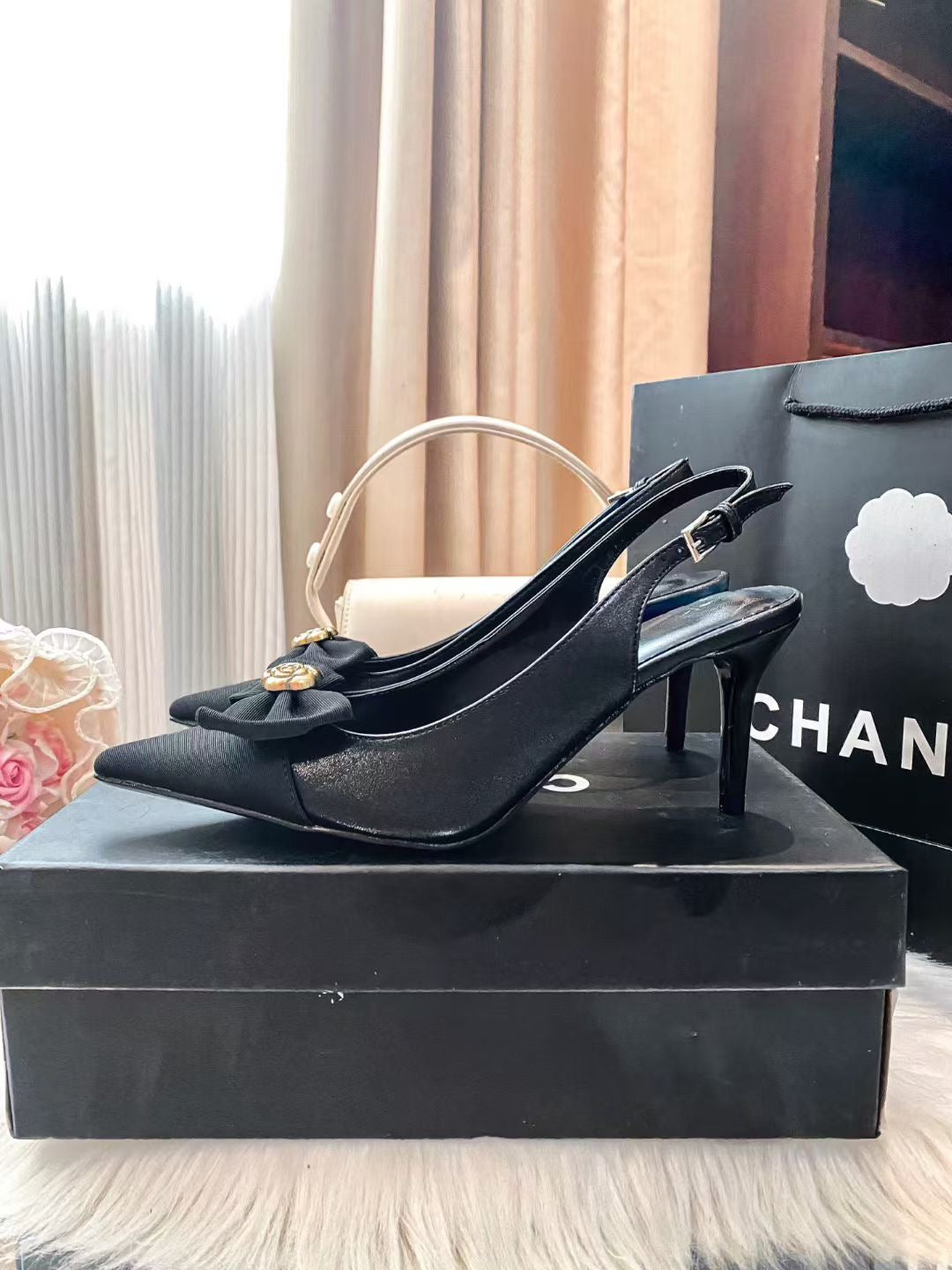 Cha*el Heels