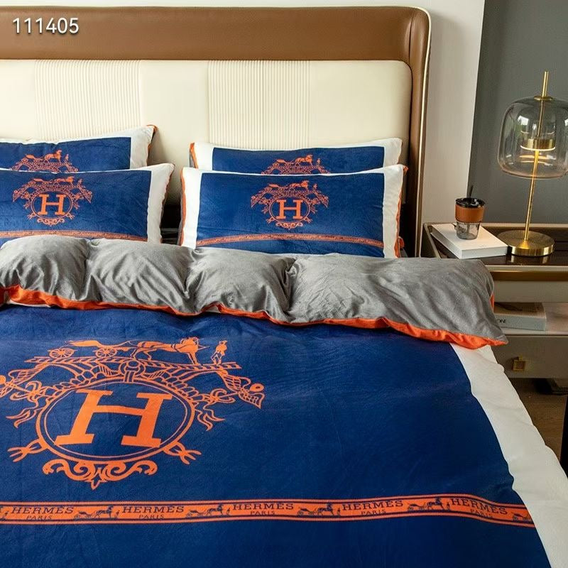 H*rmes Bed Sheet