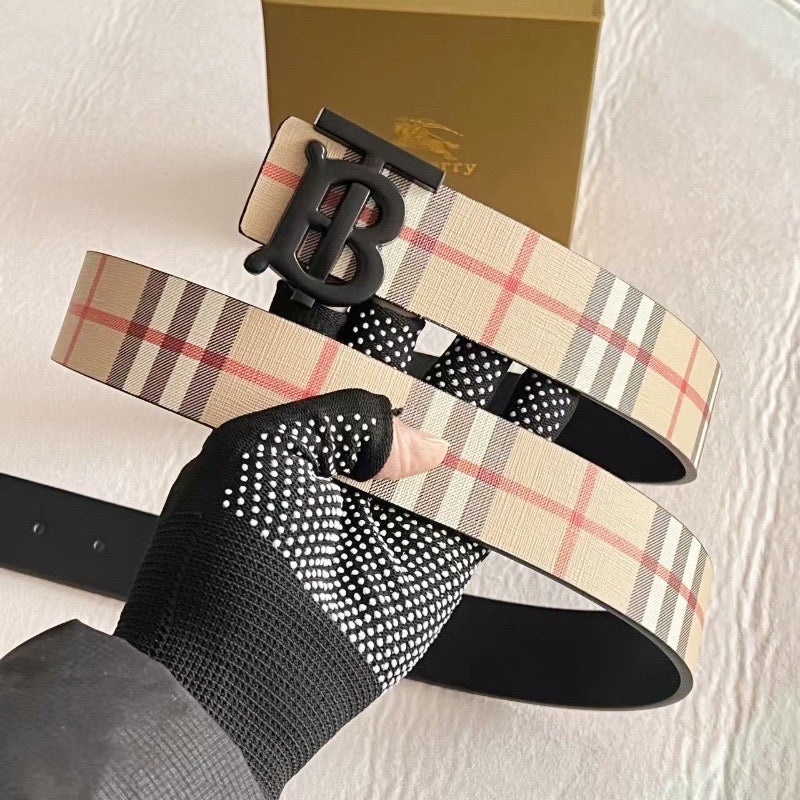 Burb*rry Belt ( 4 Buckles )
