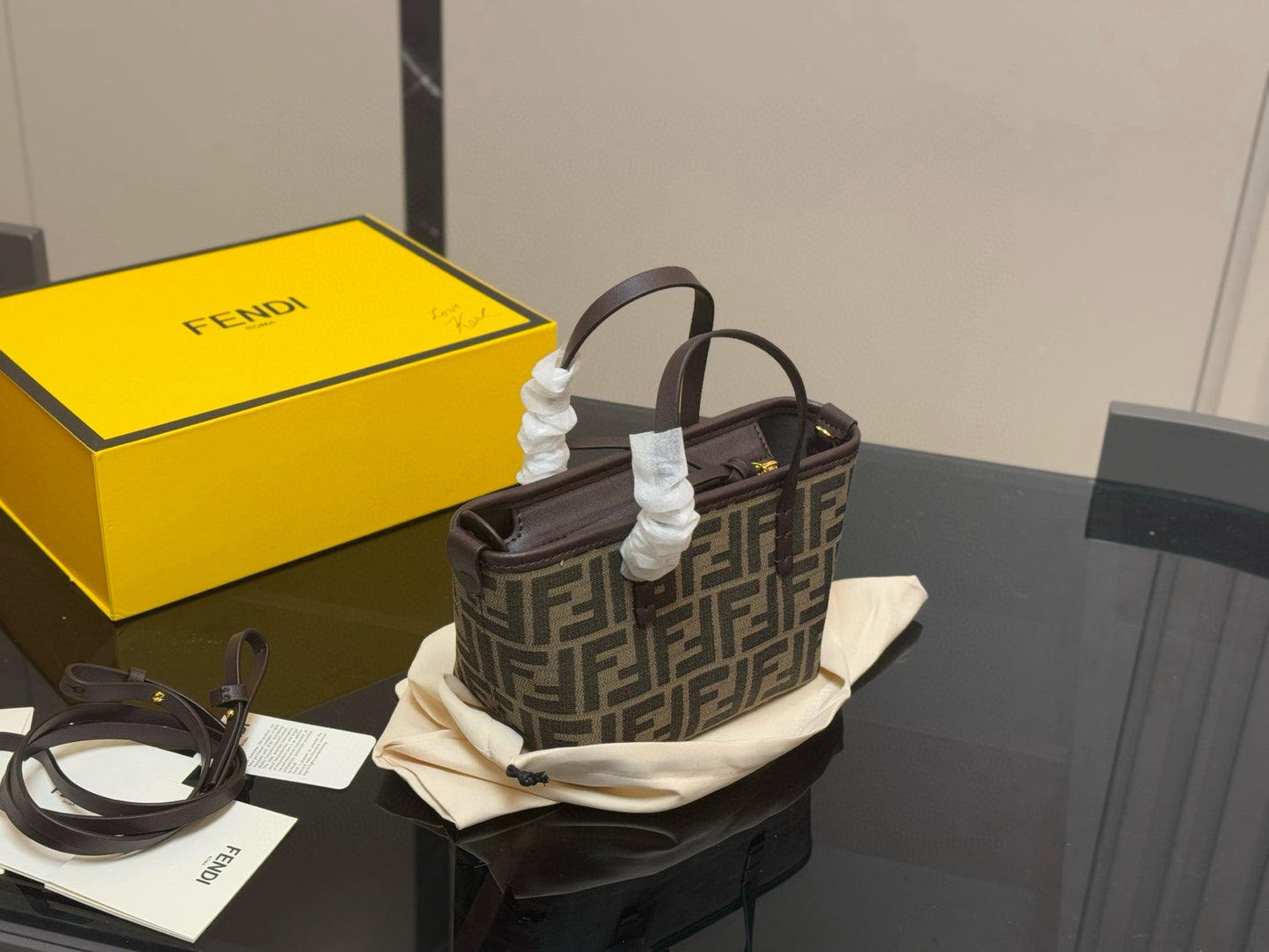 Fe*di Basket Handbag