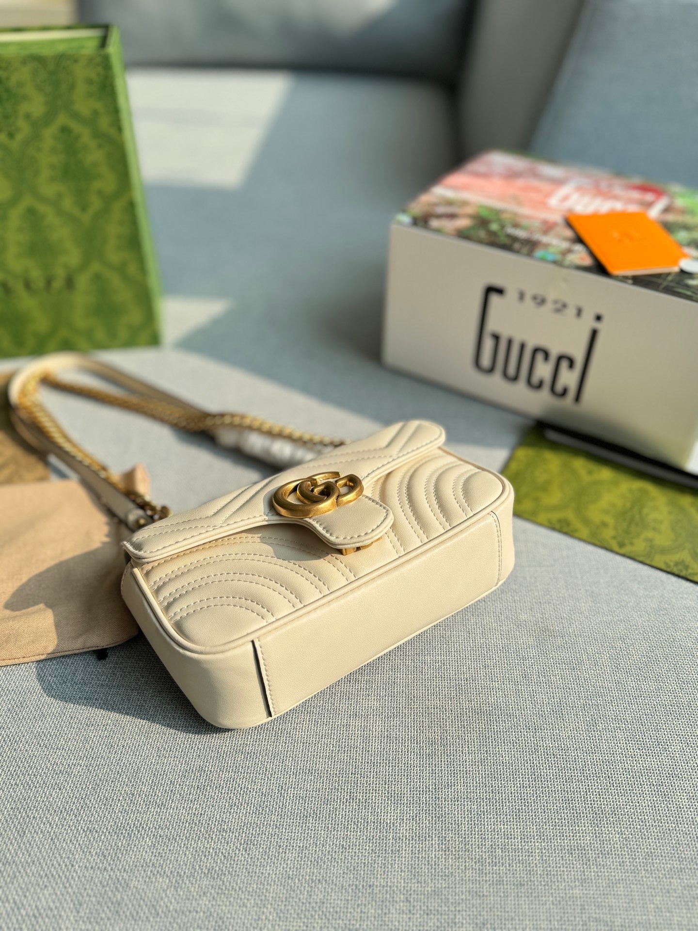 GG Mormont Bag ( 22 Cm )