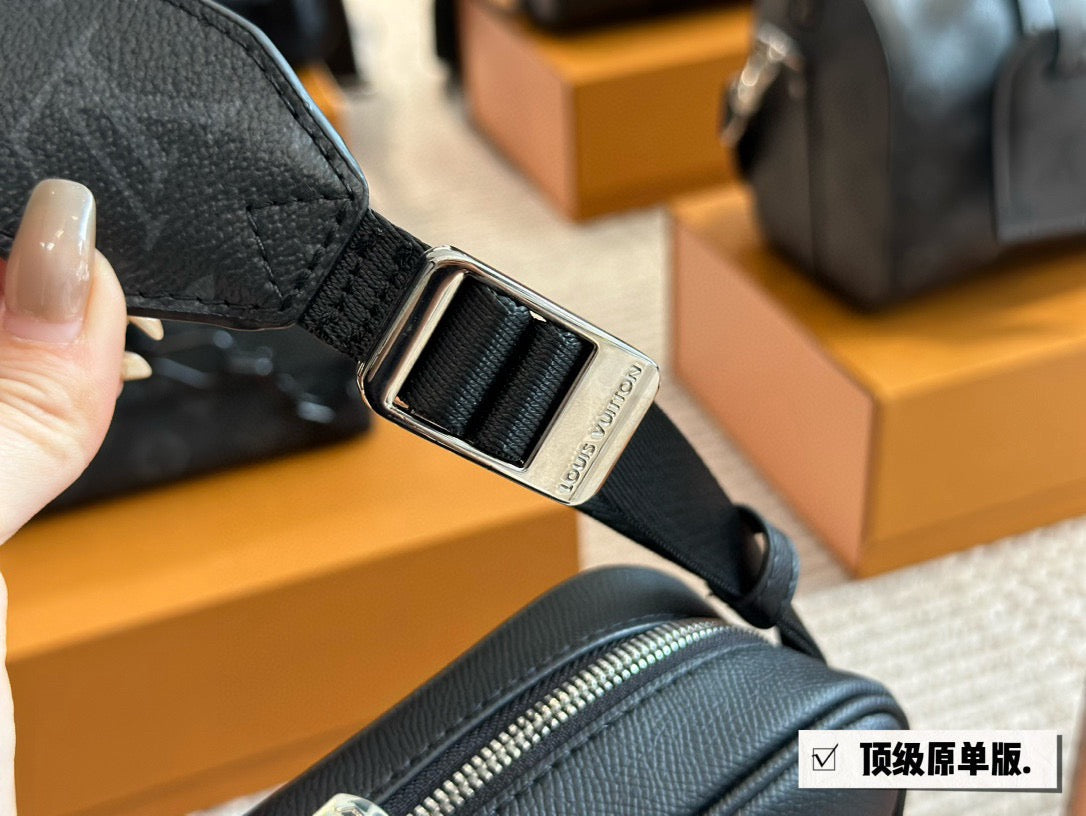 Lv Side Men’s Bag