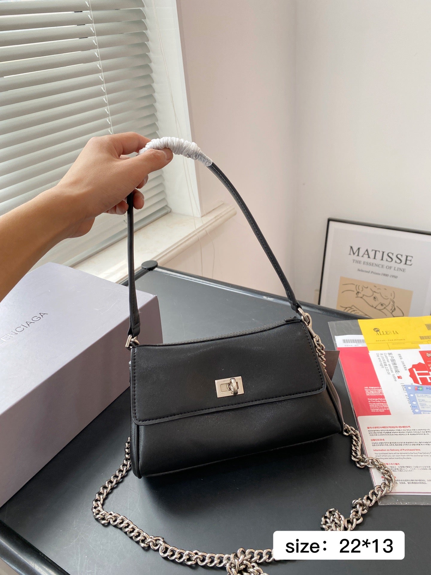 Balenc*aga Handbag