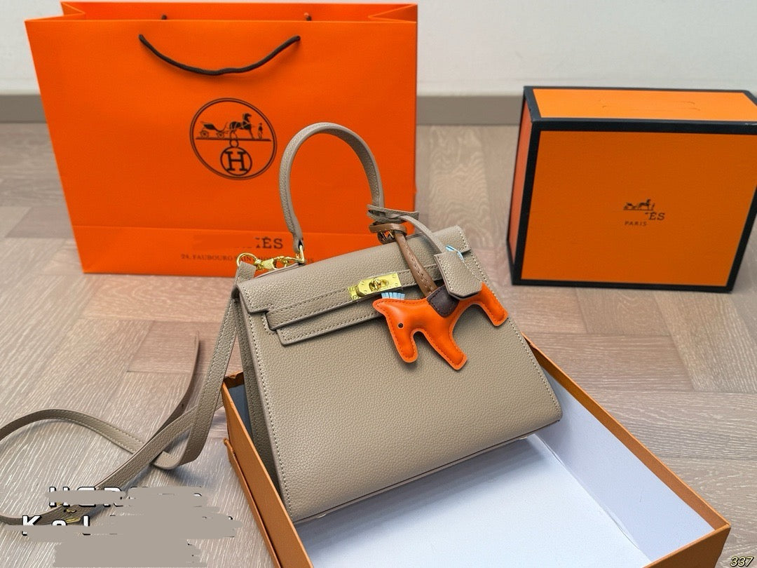 H*rmes Birkin Bags ( 8 Colours )