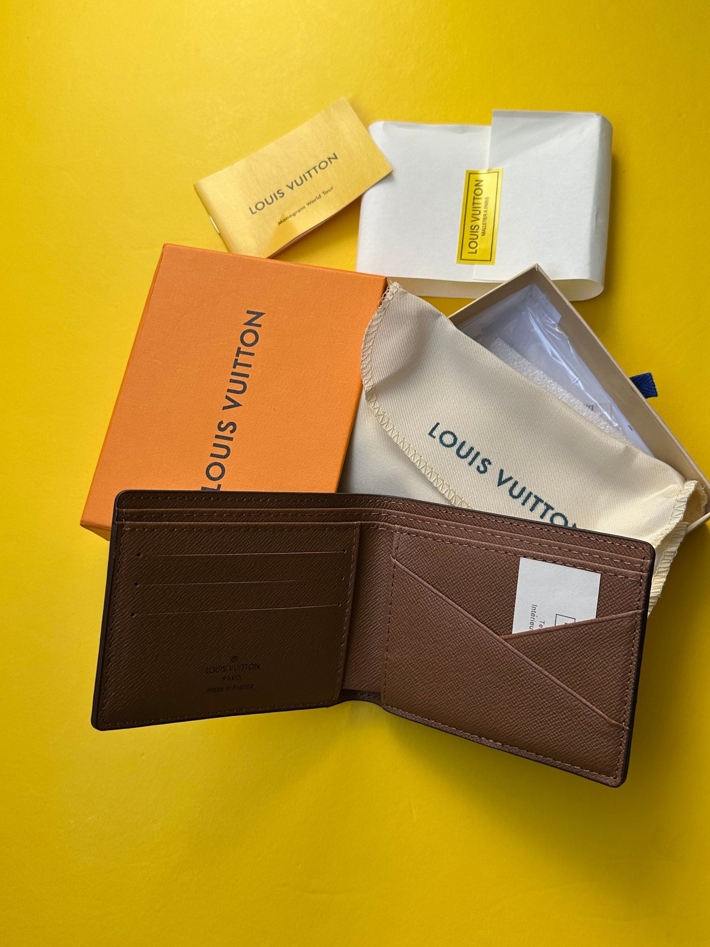 Lv Wallet - Famous Brand