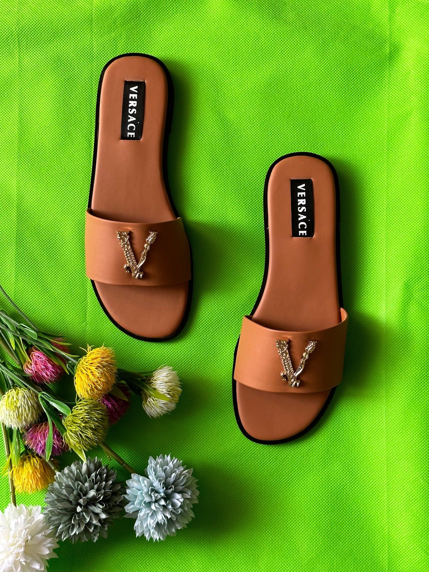 Ve*sace slipper