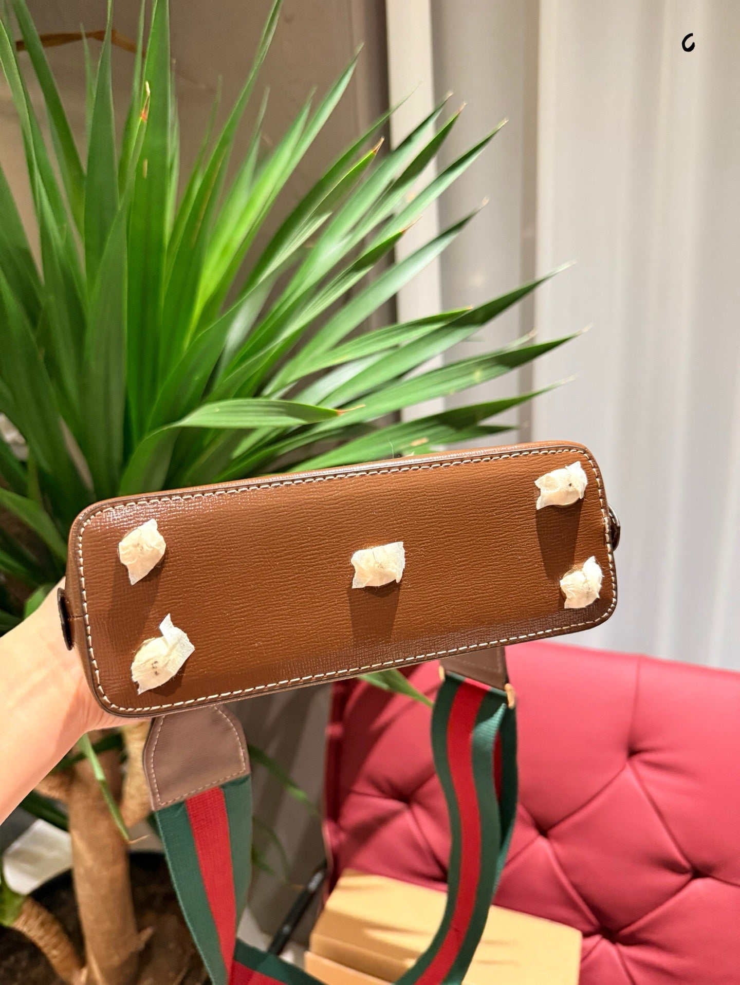 GG Smart Hand Bag